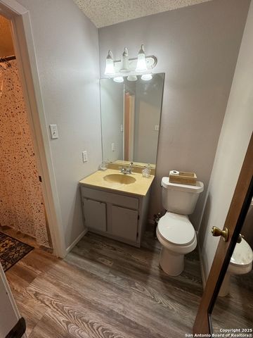 305 S Archer St Apt B2, Beeville, TX 78102