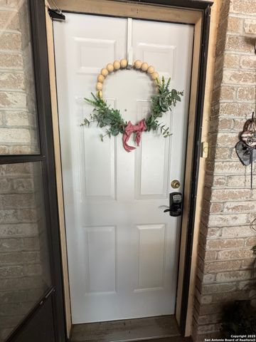 305 S Archer St Apt B2, Beeville, TX 78102