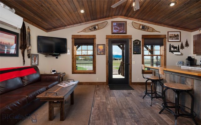 5469 US Highway 287, Ennis, MT 59740