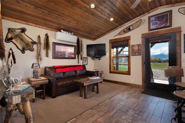 5469 US Highway 287, Ennis, MT 59740