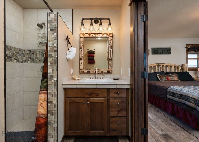 5469 US Highway 287, Ennis, MT 59740