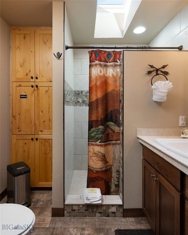 5469 US Highway 287, Ennis, MT 59740