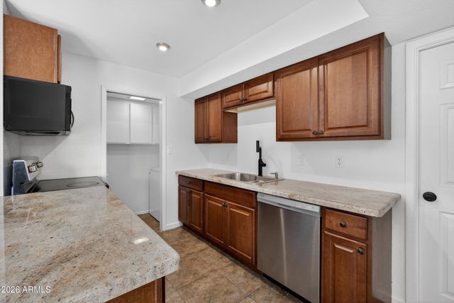 5011 S BIRCH Street, Tempe, AZ 85282