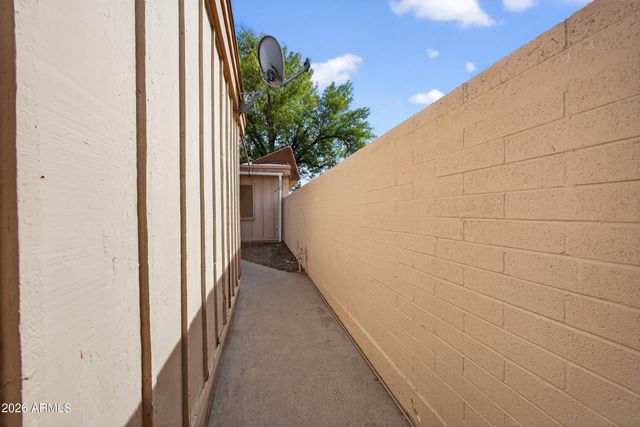 5011 S BIRCH Street, Tempe, AZ 85282