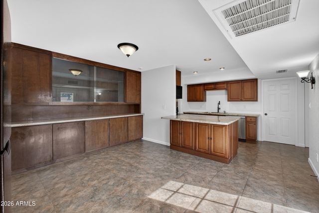 5011 S BIRCH Street, Tempe, AZ 85282