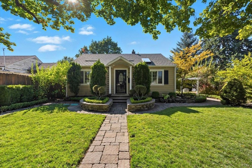 904 E 31st Ave, Spokane, WA 99203