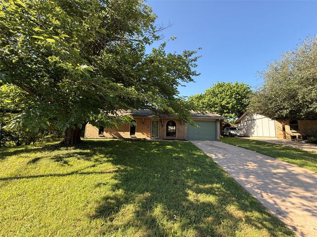 108 Cooper Street, Cedar Hill, TX 75104