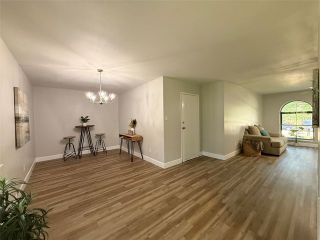 108 Cooper Street, Cedar Hill, TX 75104