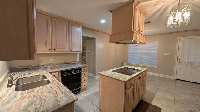 2110 S Ormond Ave, Gonzales, LA 70737