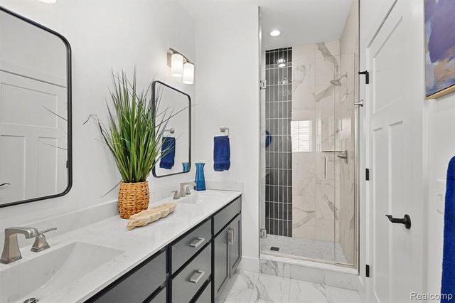 12854 Poppy Lane, Linden, MI 48451