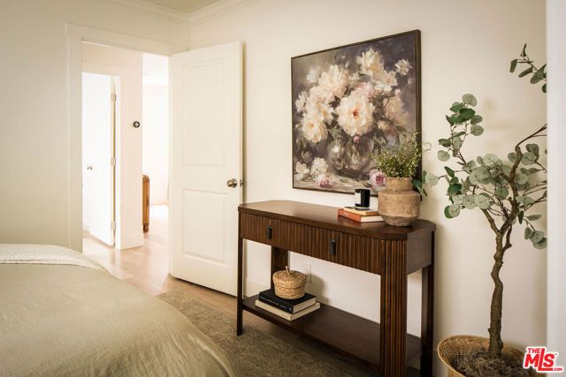 2354 Landa Street, Los Angeles, CA 90039