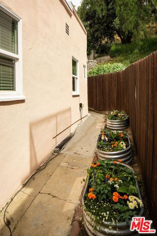 2354 Landa Street, Los Angeles, CA 90039