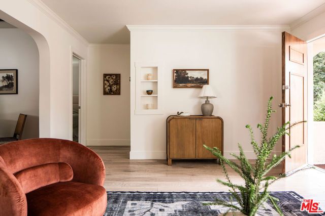 2354 Landa Street, Los Angeles, CA 90039