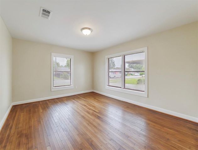 1601 Alabama Street, Baytown, TX 77520