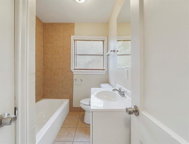 1601 Alabama Street, Baytown, TX 77520