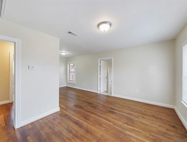 1601 Alabama Street, Baytown, TX 77520