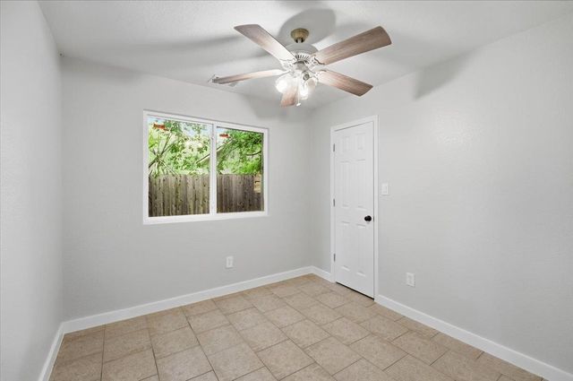 302 Shadow Bend CV, Austin, TX 78745