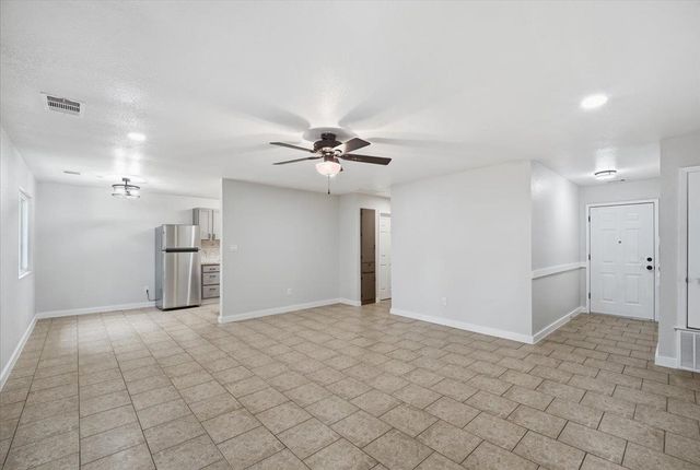 302 Shadow Bend CV, Austin, TX 78745