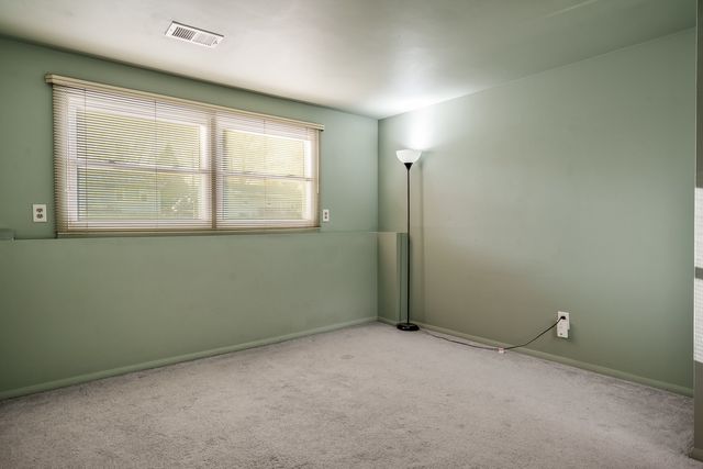 3107 La Salle Avenue, Rockford, IL 61114