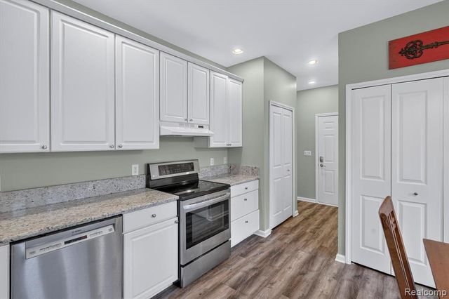 7480 Majestic Woods Drive, Linden, MI 48451
