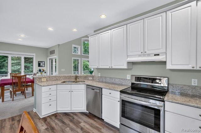 7480 Majestic Woods Drive, Linden, MI 48451