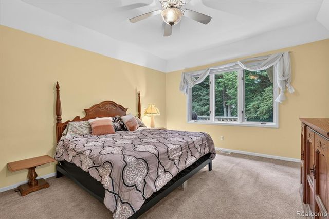 7480 Majestic Woods Drive, Linden, MI 48451