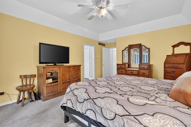 7480 Majestic Woods Drive, Linden, MI 48451