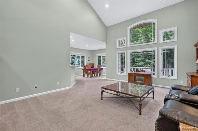 7480 Majestic Woods Drive, Linden, MI 48451