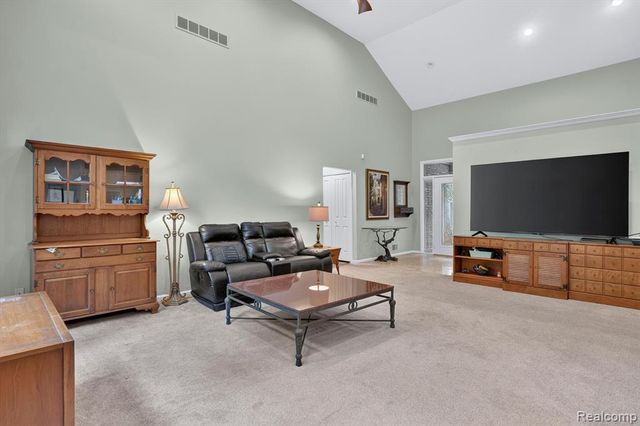7480 Majestic Woods Drive, Linden, MI 48451