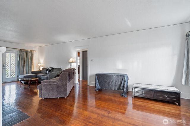 317 Harrison Avenue, Centralia, WA 98531