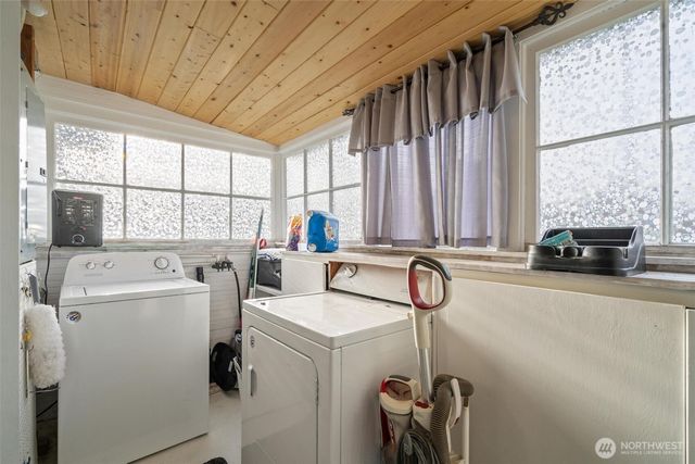 317 Harrison Avenue, Centralia, WA 98531