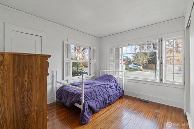 317 Harrison Avenue, Centralia, WA 98531