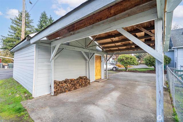 317 Harrison Avenue, Centralia, WA 98531