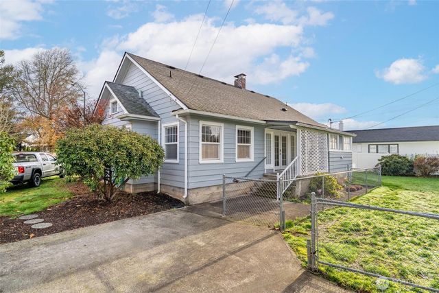 317 Harrison Avenue, Centralia, WA 98531