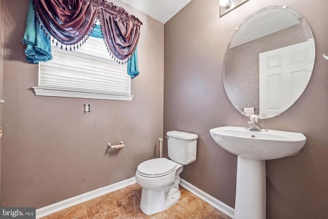 327 ALLENS LN, Mullica Hill, NJ 08062