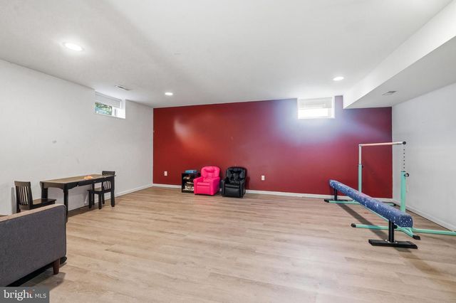 327 ALLENS LN, Mullica Hill, NJ 08062