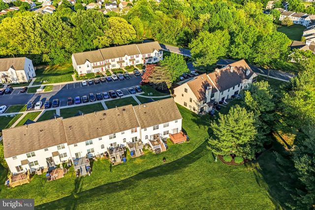 327 ALLENS LN, Mullica Hill, NJ 08062