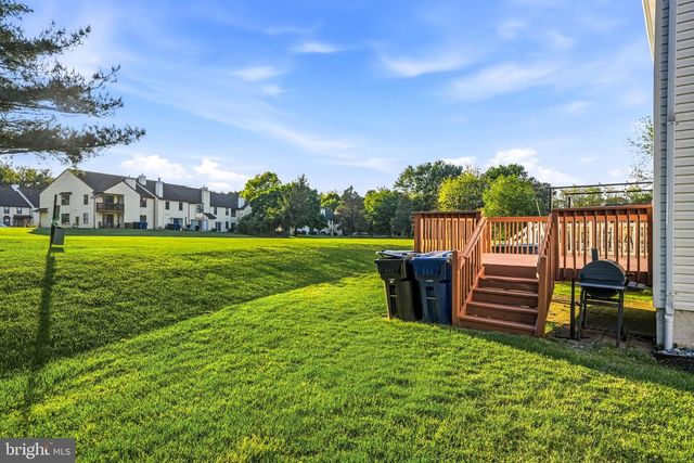 327 ALLENS LN, Mullica Hill, NJ 08062
