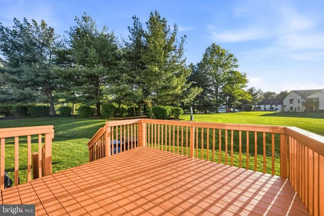 327 ALLENS LN, Mullica Hill, NJ 08062
