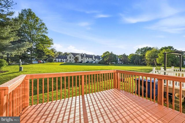 327 ALLENS LN, Mullica Hill, NJ 08062