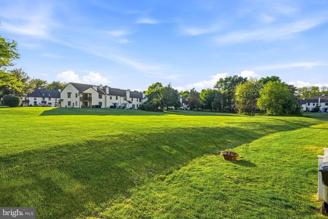 327 ALLENS LN, Mullica Hill, NJ 08062
