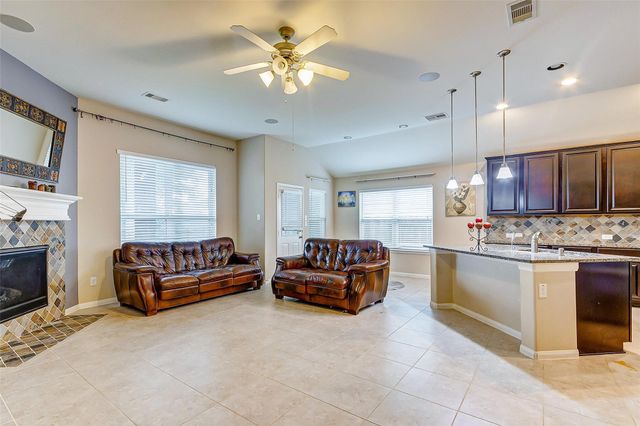 9419 Sparrow Creek Court, Katy, TX 77494