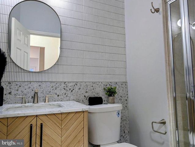 18 SCARLET OAK DR, Princeton, NJ 08540