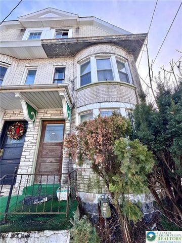 824 Wolf Avenue, Easton, PA 18042