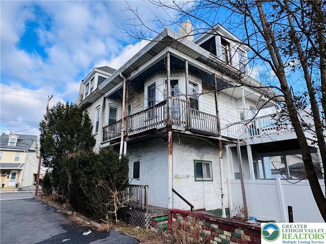 824 Wolf Avenue, Easton, PA 18042