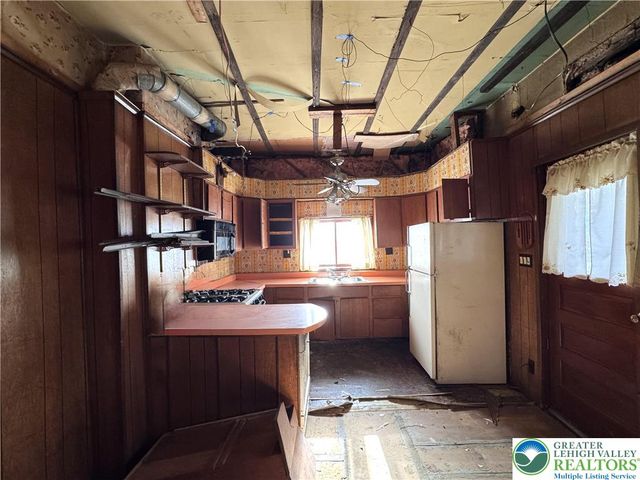 824 Wolf Avenue, Easton, PA 18042