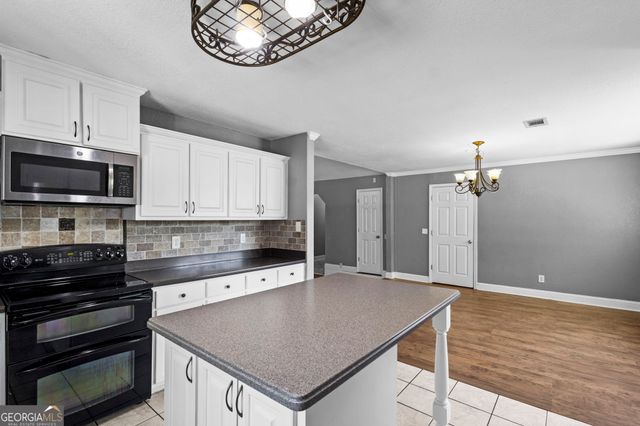 104 Haag Drive, Warner Robins, GA 31093
