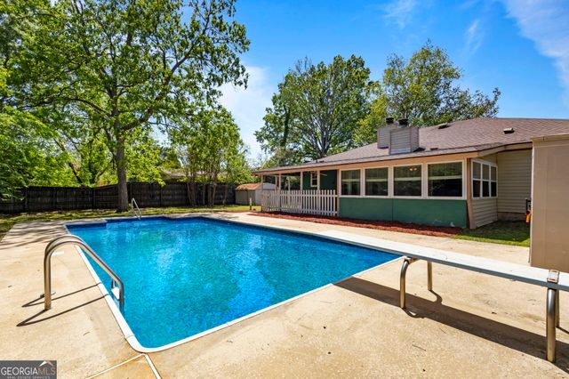 104 Haag Drive, Warner Robins, GA 31093