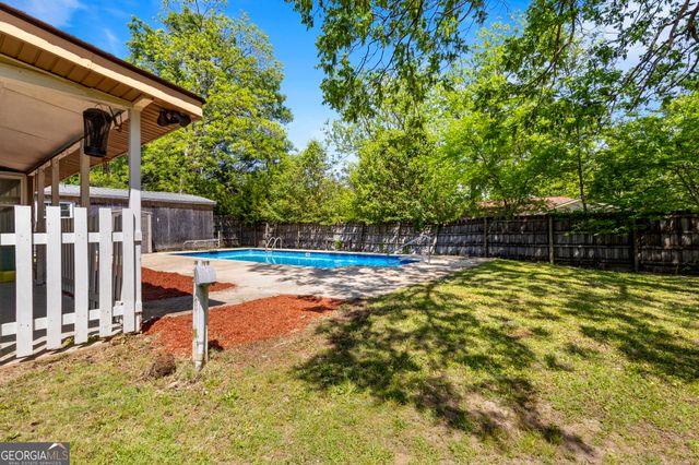 104 Haag Drive, Warner Robins, GA 31093