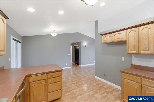 425 Timber St SE, Albany, OR 97322